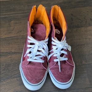 Vans SK8-Hi with back zip size 7.5 men/9 women